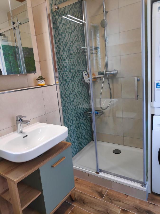 Mini-Apartment Ruhig Und Verkehrsguenstig In Berlin Luaran gambar