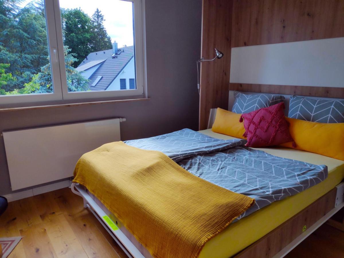 Mini-Apartment Ruhig Und Verkehrsguenstig In Berlin Luaran gambar